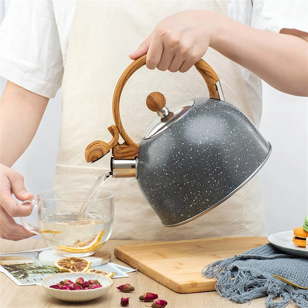 Tetera Hervidor de té de Acero Inoxidable Handilla de Grano de Madera Negro 2.5L SHISTLING Tea Pot for Cocina DE Gas Cocina DE Industrial DE LA Cocina DE LA Cocina DE LA Cocina del HOGAR Tetera