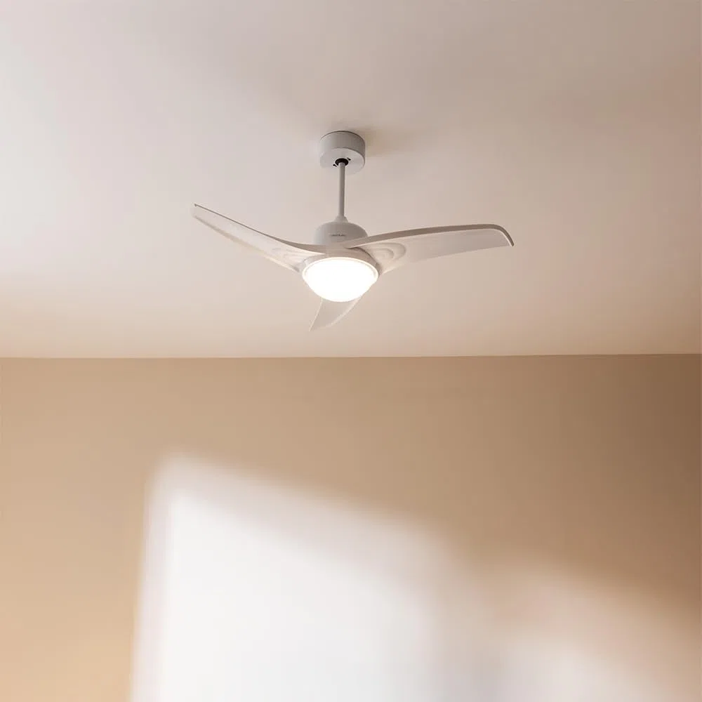 Cecotec Ventilador de Techo con Mando a Distancia, Temporizador y Luz LED EnergySilence Aero 460. 49 W, 106 cm de Diámetro, 3 Aspas, 3 Velocidades, Función Invierno, Diseño en blanco
