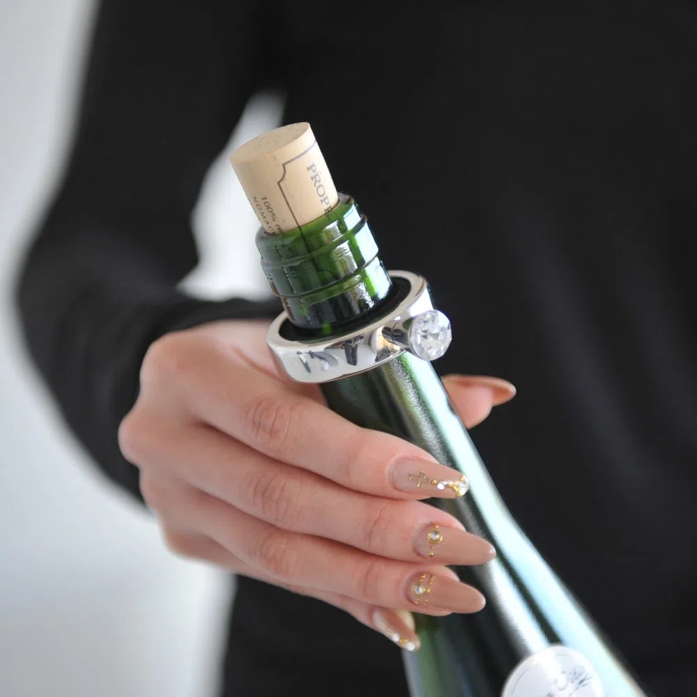 Alessi GIA11 Noé - Antigoteo, de acero inoxidable 18/10 y resina termoplástica
