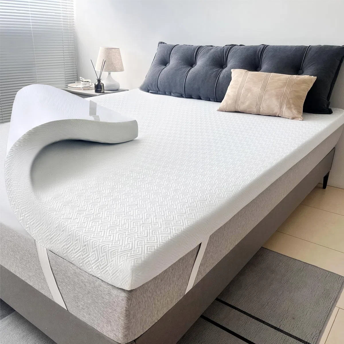 Cubrecolchón de espuma viscoelástica de 4 pulgadas, con infusión de gel refrescante de alta densidad King (78 x 80 pulgadas) con funda extraíble agradable a la piel, cubrecama para aliviar la presión
