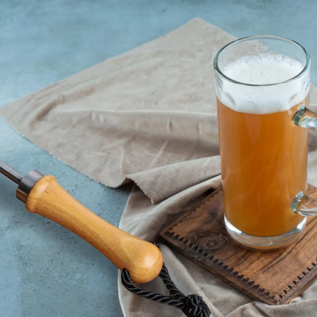 Pincho para Cerveza Caramelizador de Cerveza Calentador de Cerveza Mango de Madera Real, 100% Apto para Uso alimentario (Model 2)