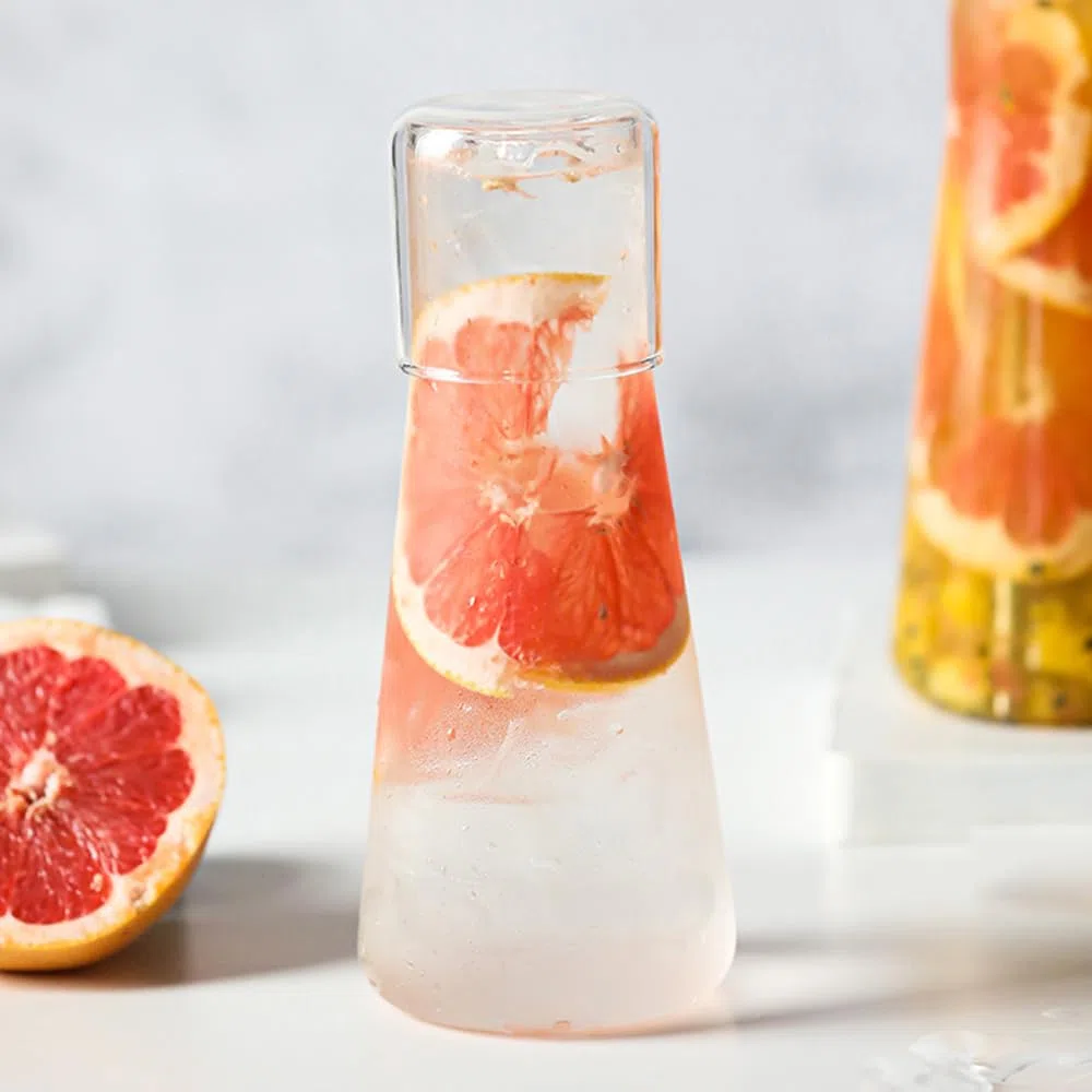 Juego de jarra de agua y vaso de 850 ml para dormitorio, jarra de agua transparente de noche con vidrio, jarra de agua de mesita de noche y vaso con tapa, recipiente de enjuague bucal de baño