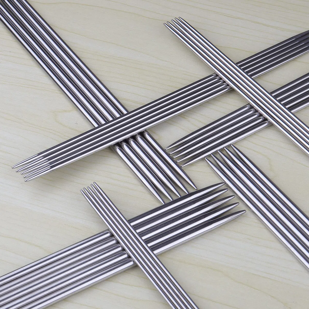 Coopay Juego de Agujas de Tejer de Doble Punta, 11 pares de Agujas de Tejer de Acero Inoxidable de 20 cm con Embalaje en Rollo, 2 mm - 6,5 mm, Agujas de Tejer de Metal para Calcetines, Suéteres