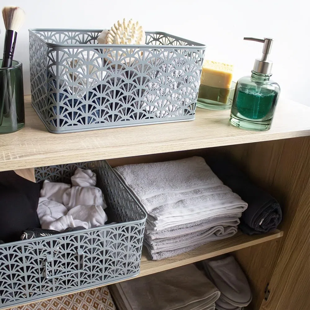 Box and beyond – Juego de 3 cestas de almacenamiento – metal verde – con asas – calado – almacenamiento, decoración, dormitorio, sala de estar, oficina, estilo elegante y elegante