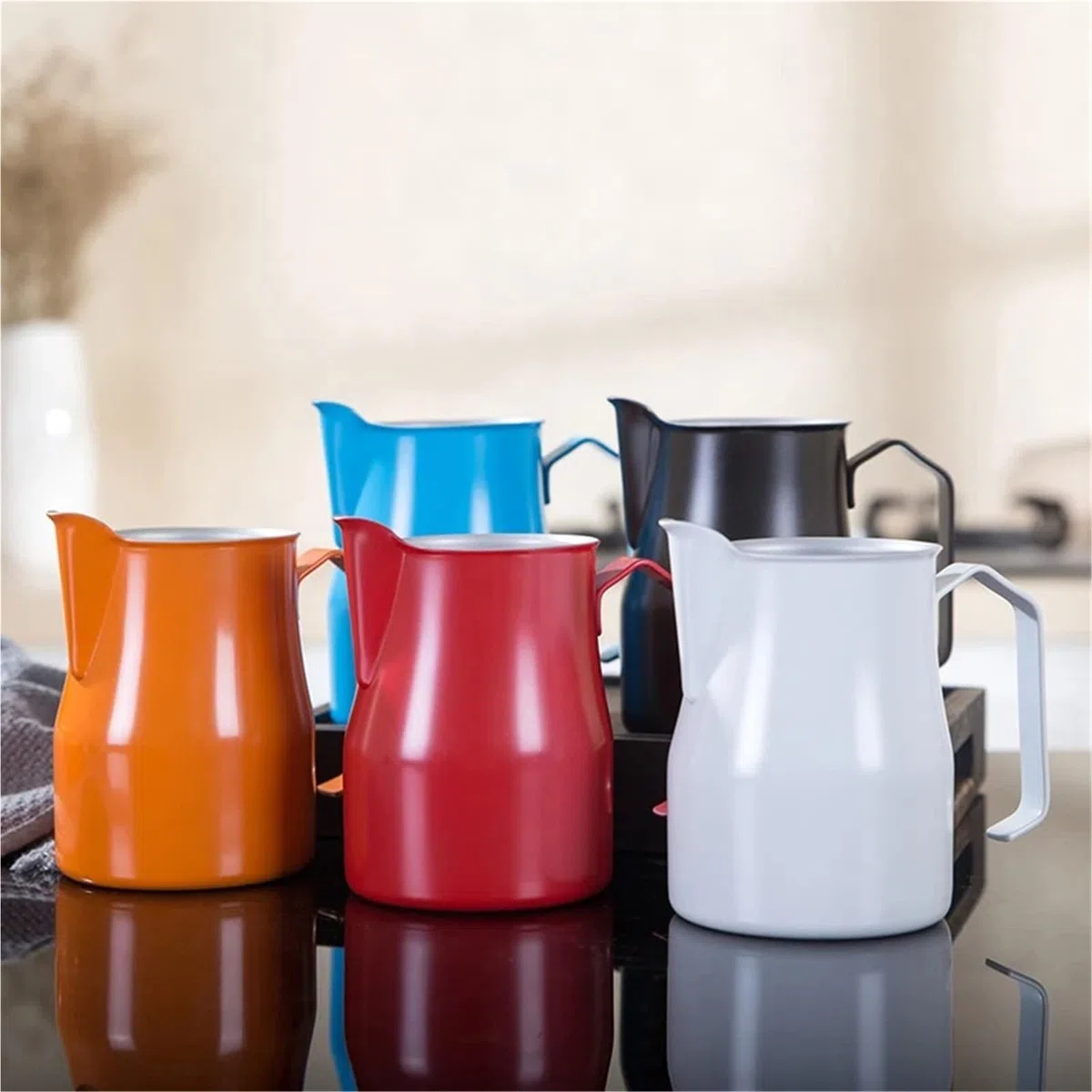Jarra de Leche de Acero Inoxidable Jarra for espumar leche de acero inoxidable: vierta sobre la tetera café Taza for humeante(700ml,Orange)