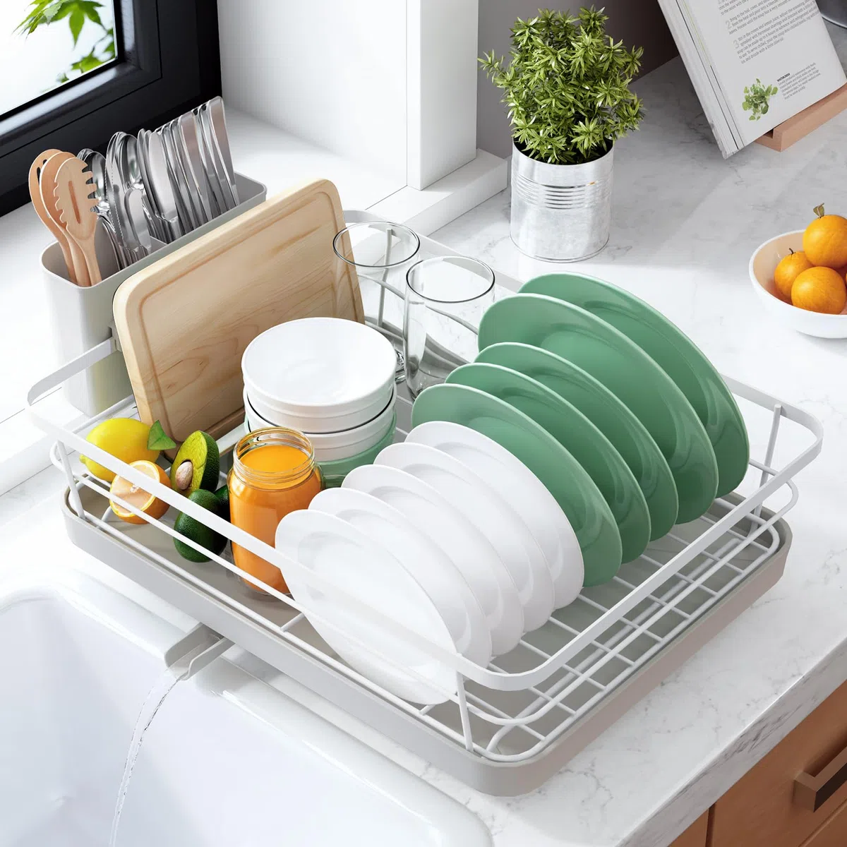 Kitsure Escurridor de platos para encimera de cocina, 12 pulgadas de ancho x 15.5 pulgadas de largo, gris claro | Organizador de fregadero de acero inoxidable, soporte para cubiertos, decoración del hogar y apartamento