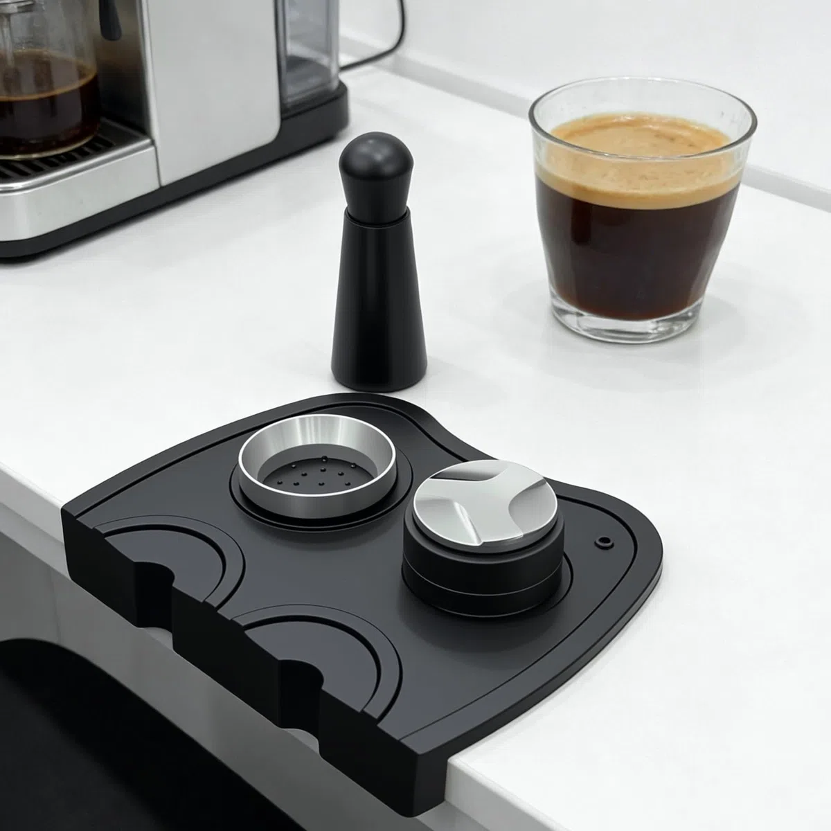 Set Accesorios Cafe 51mm, Kit Barista con Tamper 51mm, Anillo Dosador 51mm, Herramienta WDT Cafe 12 Agujas (0.35mm), Distribuidor Cafe 51mm y Alfombrilla Silicona - Prensador de Cafe para Cafeterías