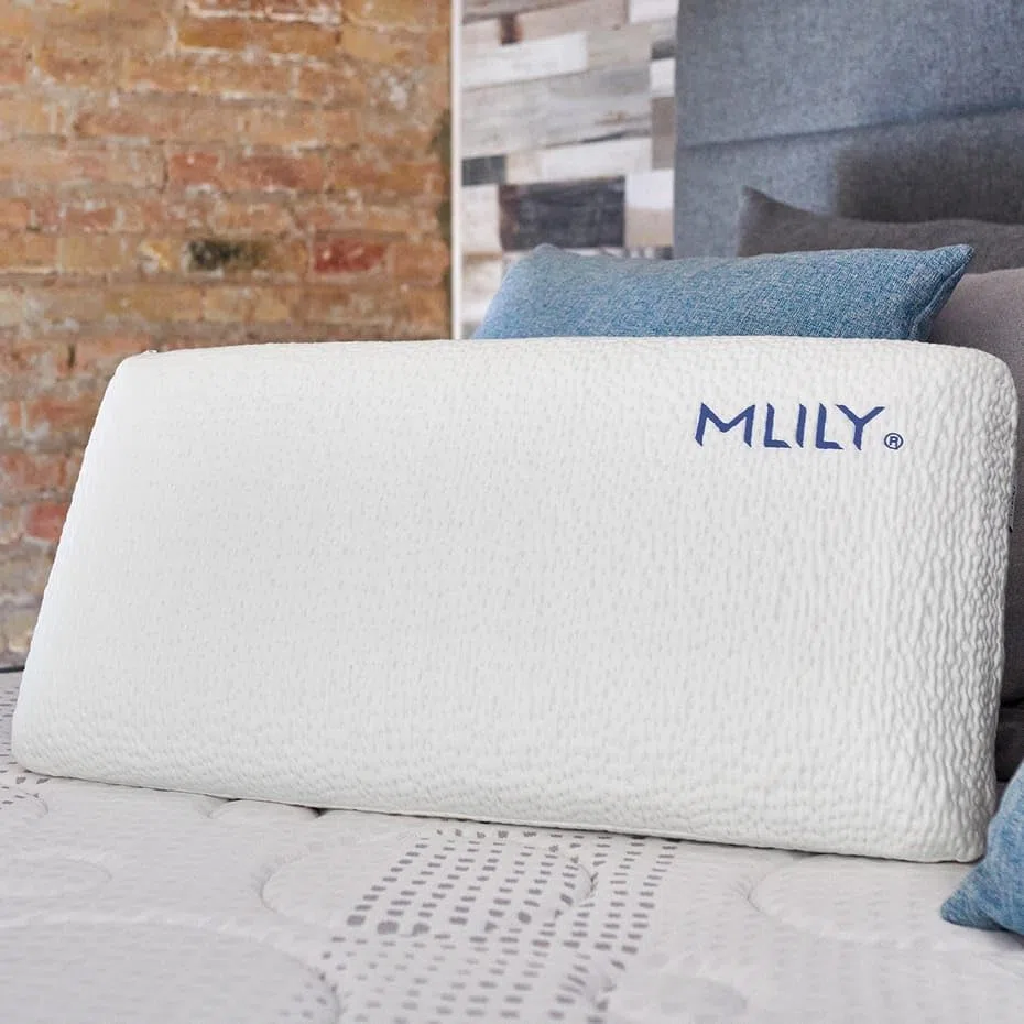 MAXCOLCHON Almohada Viscoelástica Mlily Perforada con Tratamiento Eco-Fresche Antibacteriano Y Transpirabilidad Media-Alta De 70x35 cm. Incluye Funda con Cremallera