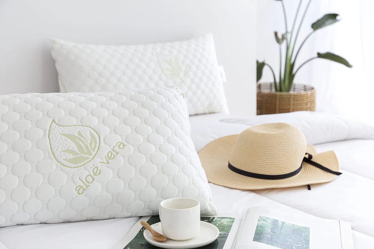Todocama - Almohada viscoelástica Aloe Vera con Copos 100% viscoelásticos. Tejido Strech Aloe Vera. Termoregulable. Firmeza Media - Alta. Fabricado en España. (Pack 2 x 70 cm)
