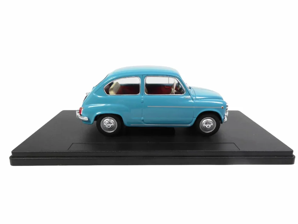OPO 10 - Coche 1/24 Compatible con Fiat 600D 1961 - P001