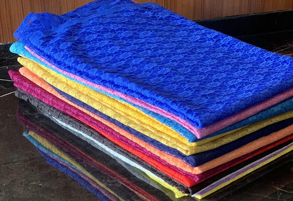 VDS Tela de Encaje para Bodas, Banquetes, Vestidos, Manualidades, decoración, Tela de Encaje, 137 cm por el Patio
