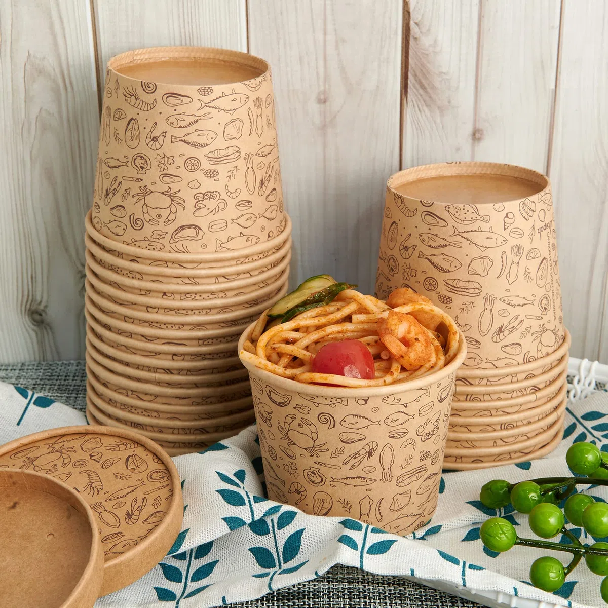 LITOPAK Paquete de 50 recipientes de papel de 12 onzas con tapas ventiladas, vasos de papel kraft para alimentos, recipientes de sopa con tapas, cuencos desechables para sopa caliente para almacenar
