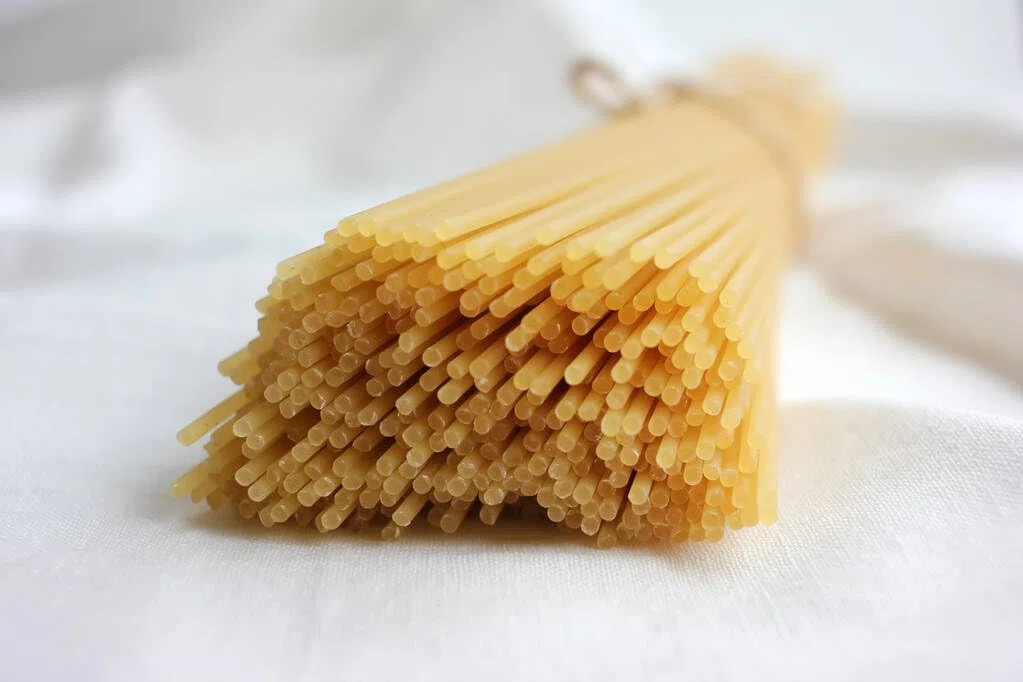 VIER - OLLA ALTA PARA ESPARRAGOS Y ESPAGUETTIS, CON TAPA DE VIDRIO, 16CM DIAMETRO. Apta para Pasta, Espaguetis, Verduras. Válido para toda clase de cocinas incluidas las de inducción.