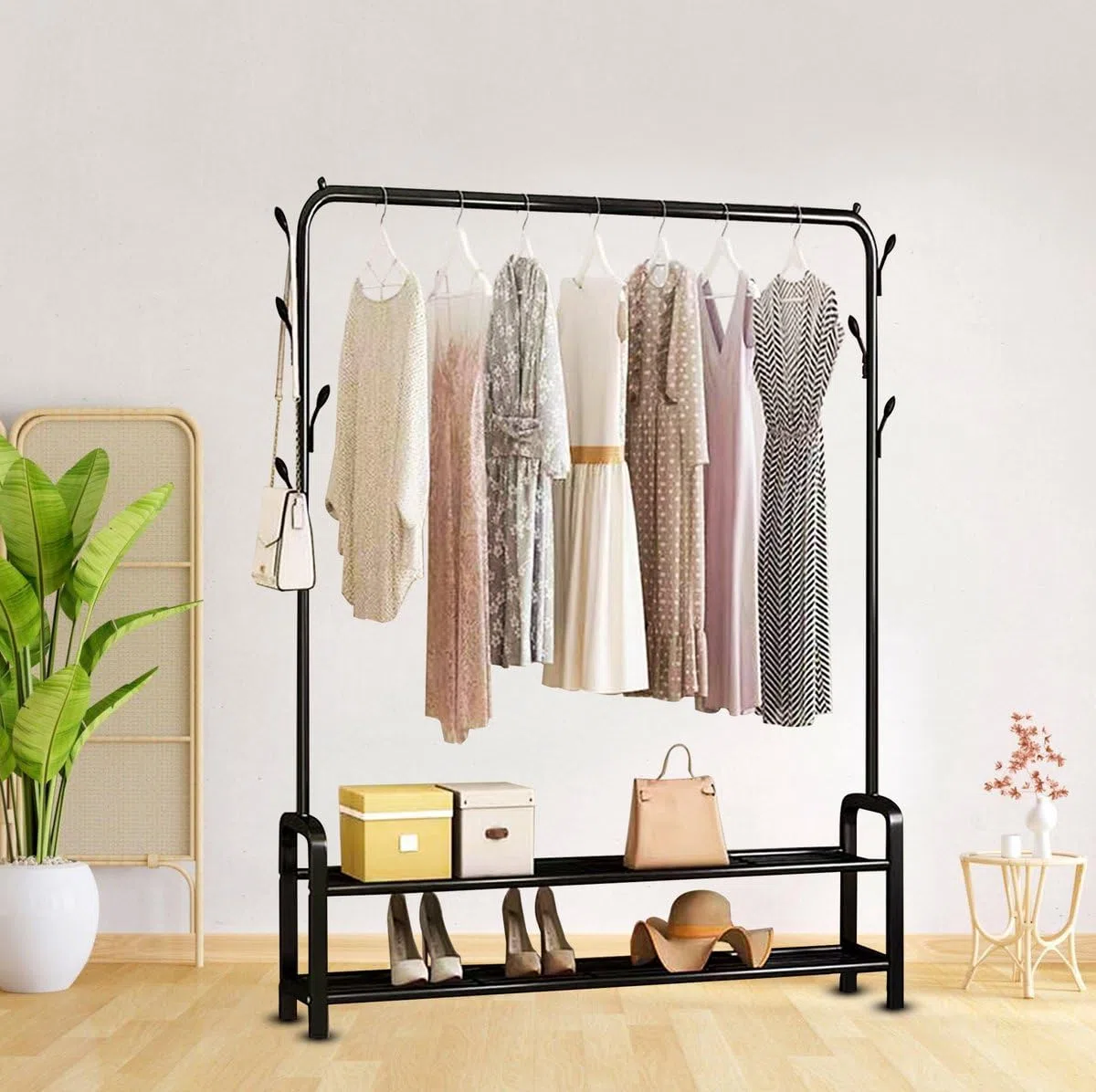Vonia Perchero de Pie Burro Ropa con Ruedas – Perchero Metálico Movible con Zapatero, 102 x 34 x 152 cm, Resistente y Estable (Negro)