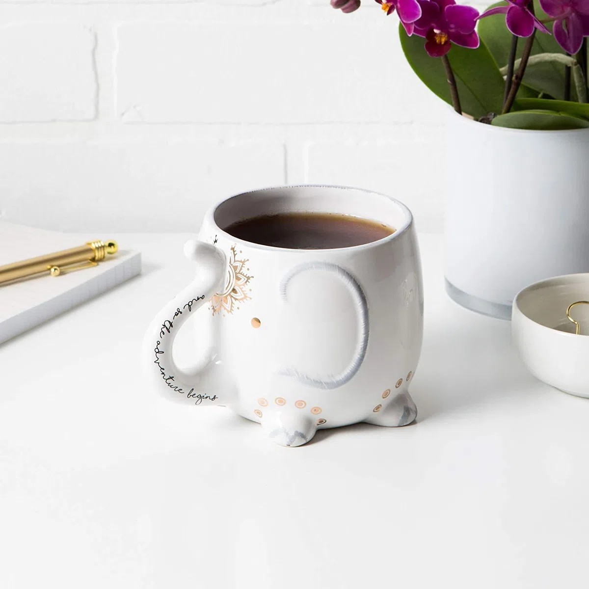 Tazas de café o té de cerámica blanca: taza de café de elefante con diseños impresos a mano y texto impreso, 18.6 onzas líquidas, taza hecha a mano
