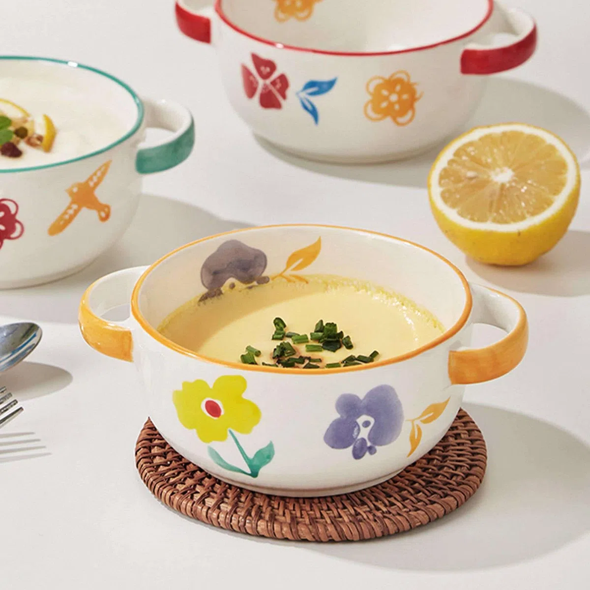 Tazón de sopa de cerámica con asas, diseño floral pintado a mano, apto for microondas y lavavajillas, for sopa, cereales, pasta y ensaladas(Orange)