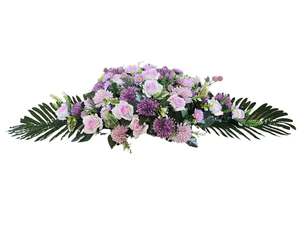 DRW Centro de Flores Artificiales cojin Cementerio procesiones, Iglesias Bodas o sepulturas con Flores Lilas y malvas Estilo Barco 115x45x25