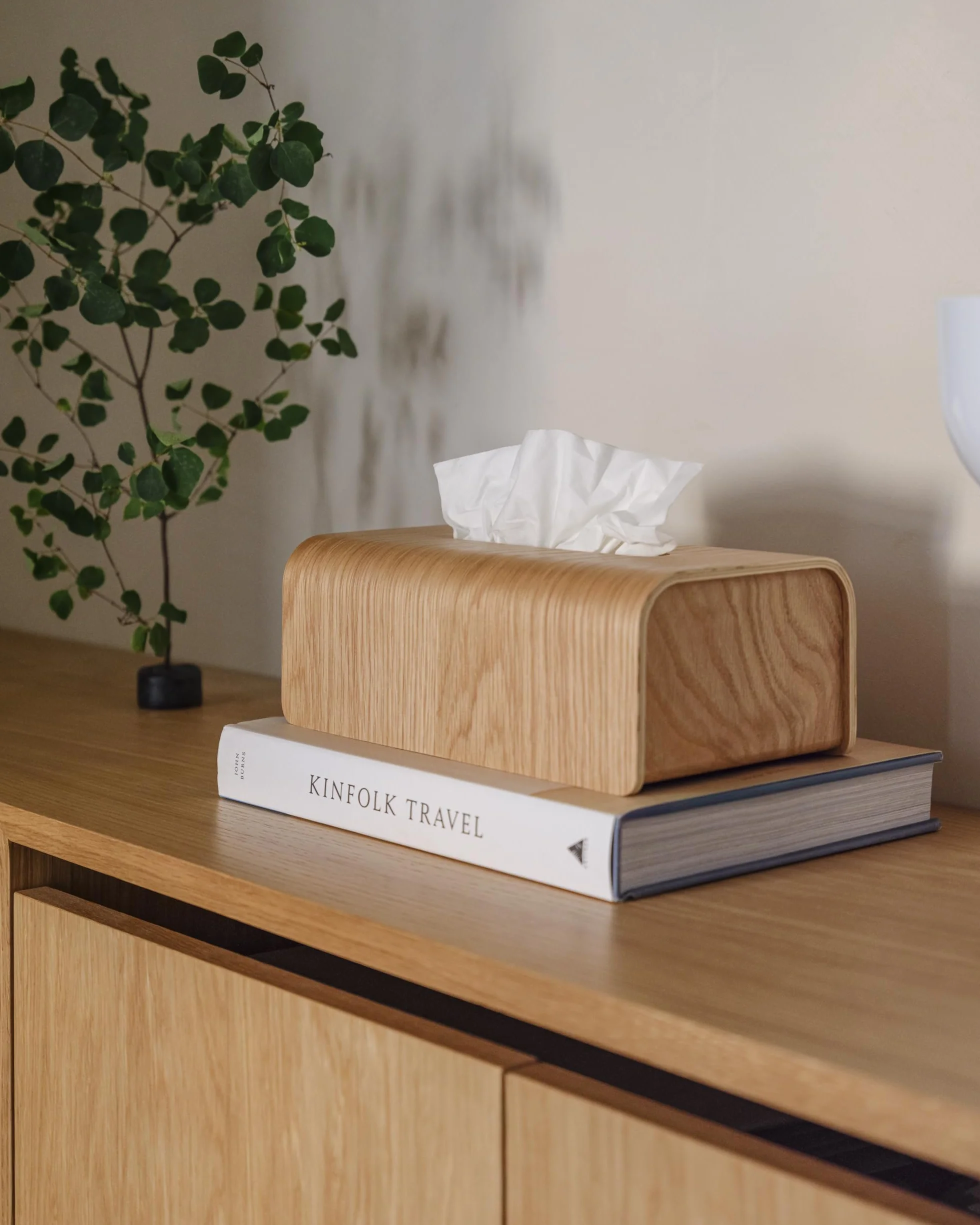 Kazai. Caja para pañuelos de Papel 'Toke' | Chapa de Madera auténtica certificada FSC | Dispensador de toallitas húmedas con diseño escandinavo sostenible | Roble