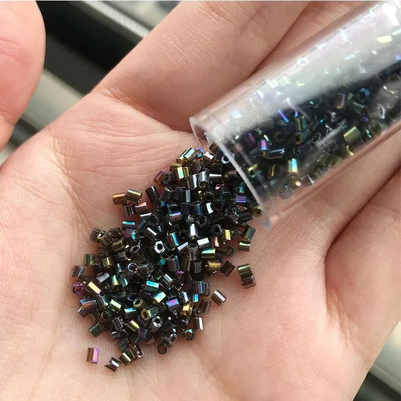 Kit de fabricación de pulseras, 1100 cuentas de tubo de vidrio y espaciadores para hacer joyas de bricolaje, cuentas de semillas de color AB de 2 mm para pulseras y collares