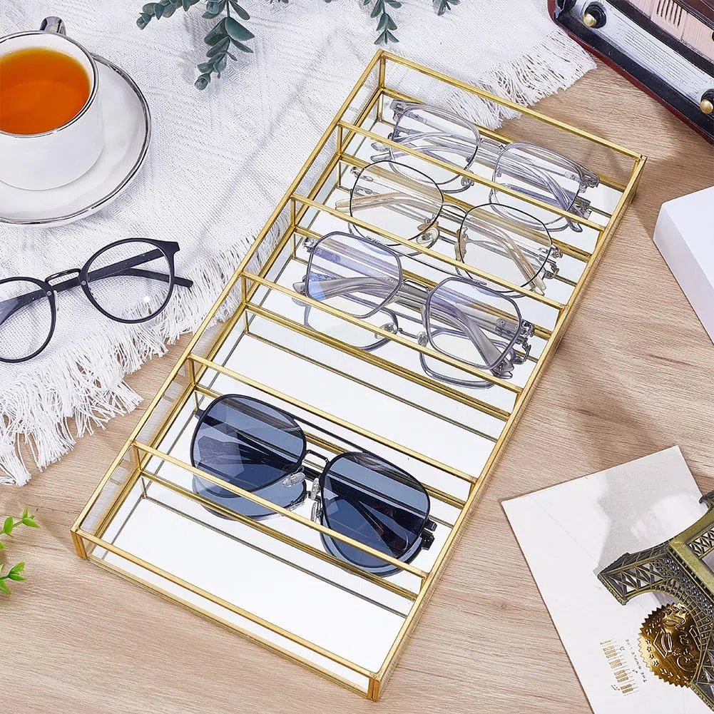 UNICRAFTALE Vitrina de almacenamiento de gafas, 6 rejillas, rectangular, de cristal, organizador de gafas de sol, soporte dorado múltiple para guardar gafas, joyas, relojes, bandeja de presentación