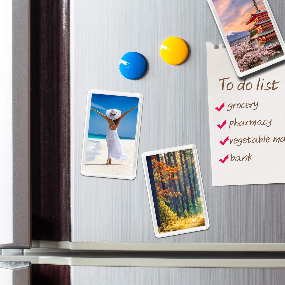 MATANA Juego de 50 Marcos de Fotos Magnéticos para Refrigerador - Marco en Blanco con Imanes | Decoración del Hogar, Regalo de Cumpleaños, Boda Regalar (7x4,5cm)