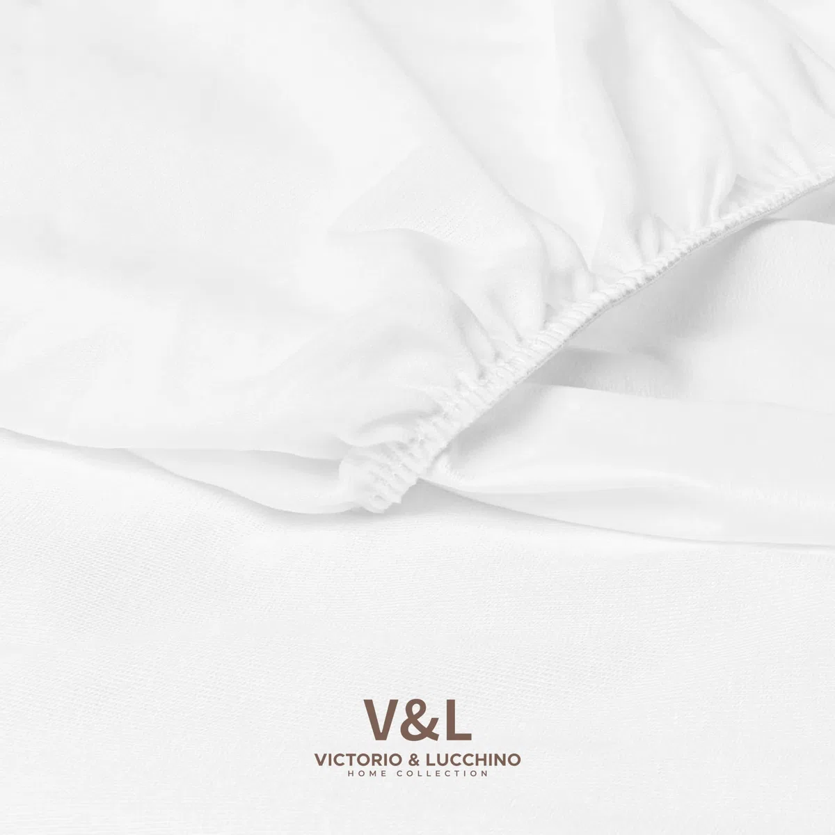 Victorio & Lucchino V&L Juego de Sábanas de Hostelería 100% Algodón Blanco – Suaves, Transpirables y Resistentes – Incluye Encimera, Bajera Ajustable y Funda(s) de Almohada | Cama 105cm (1 Almohada)