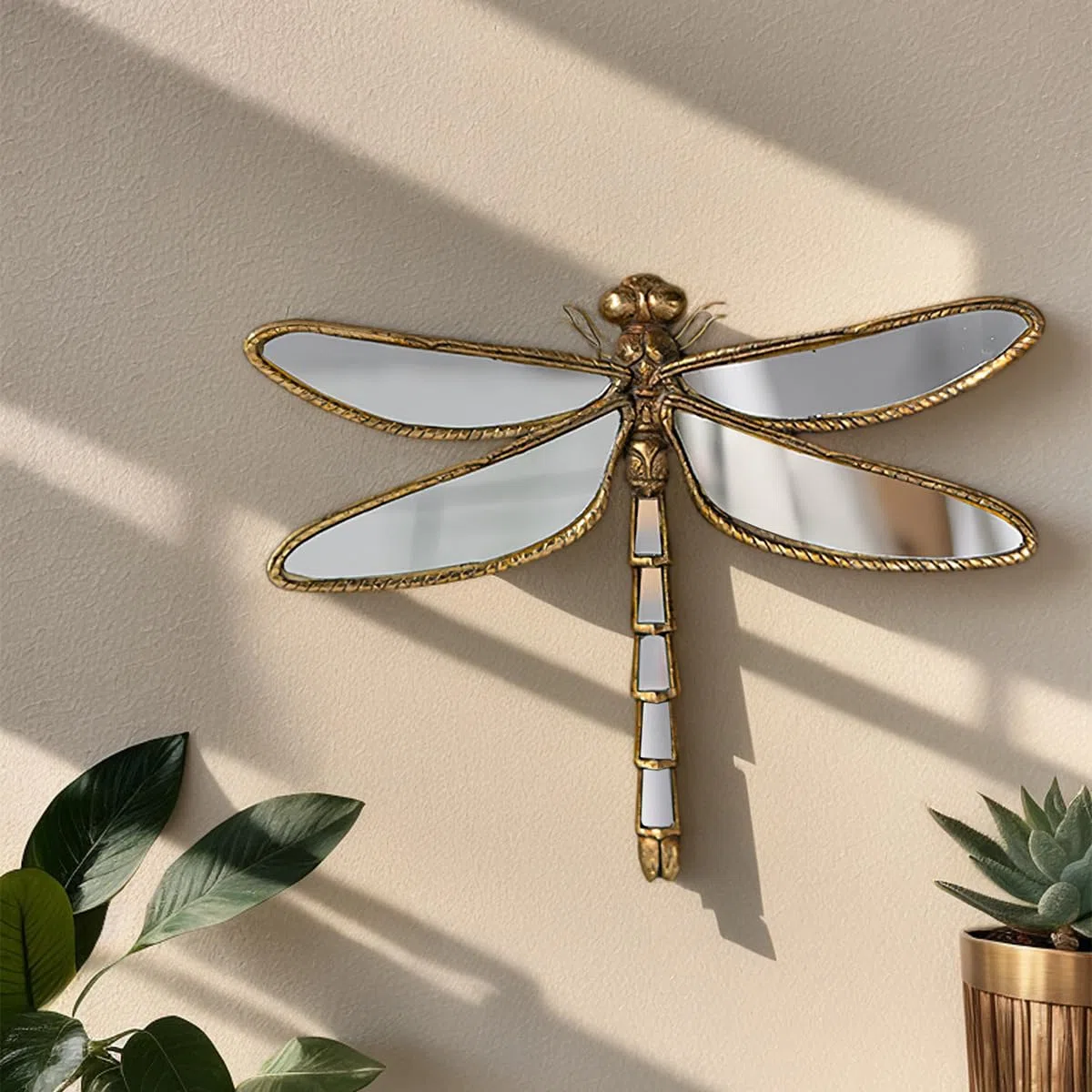 Espejos de pared dorados con libélula - Oro, hechos a mano, decoración de pared de resina y cristal con insectos, perfecto para casas de temática victoriana y europea (libélula)