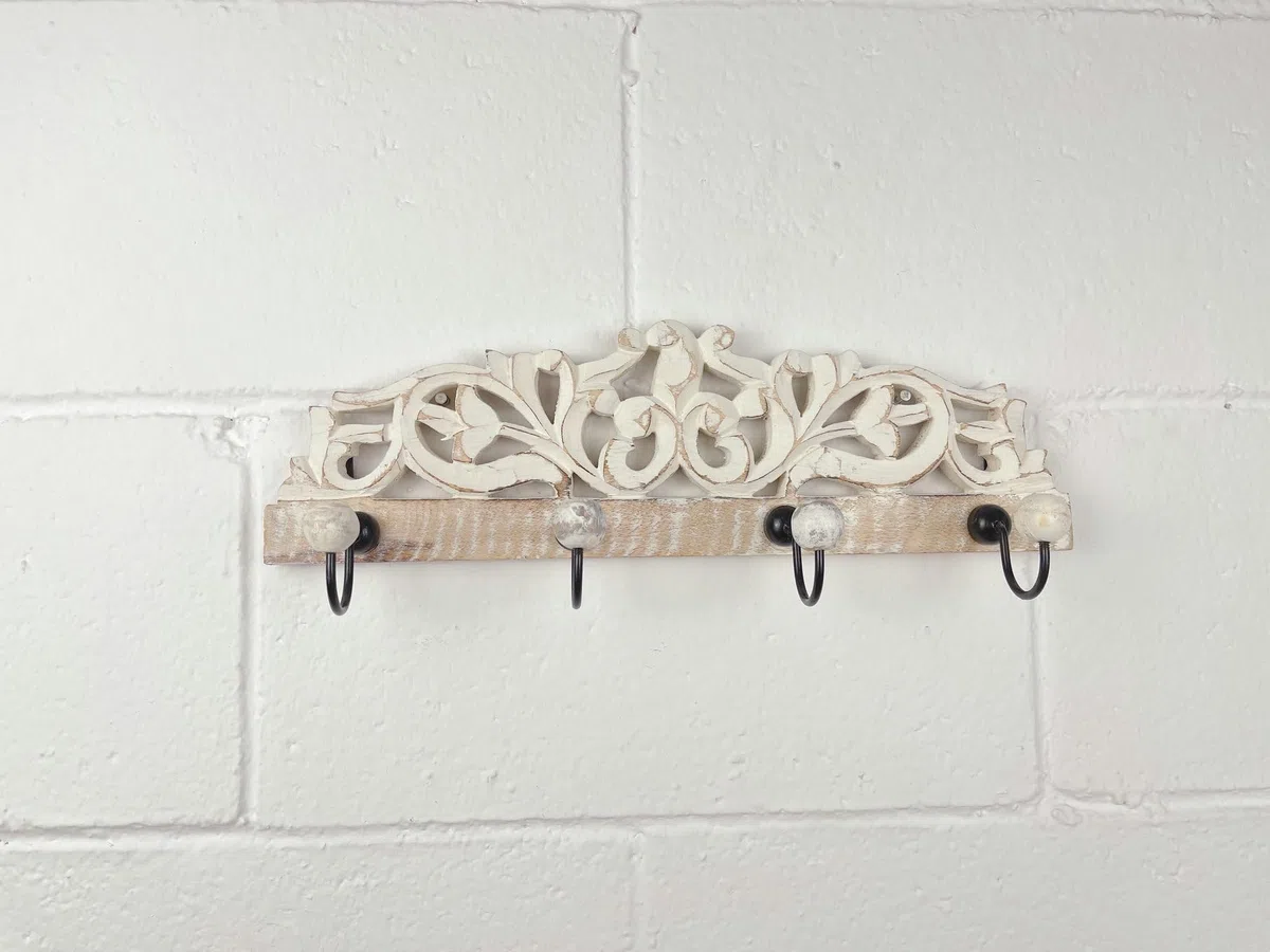 Perchero de pared mango madera tallado floral metal con 4 colgadores resistentes 40x9x13 cm (Tallada floral)