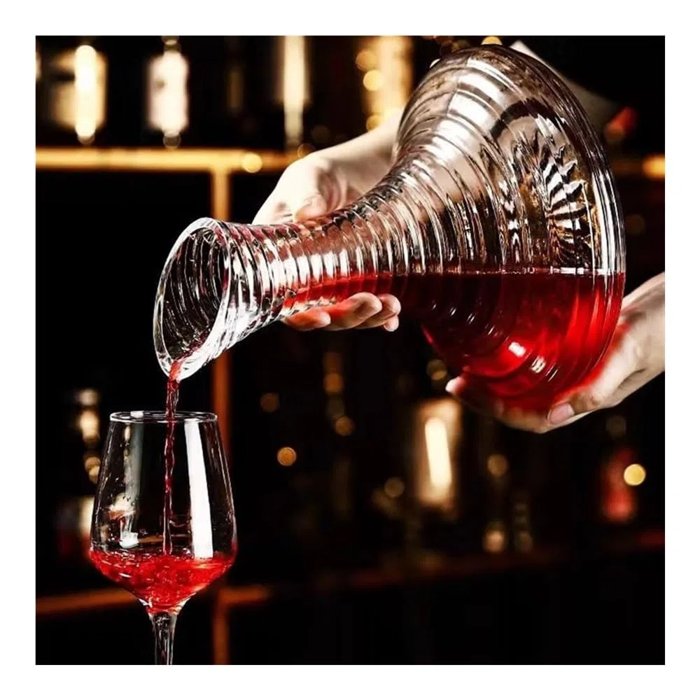 Licorera Juego de Tres jarras decantadoras de Vino Tinto Creativas de Cristal for el hogar.