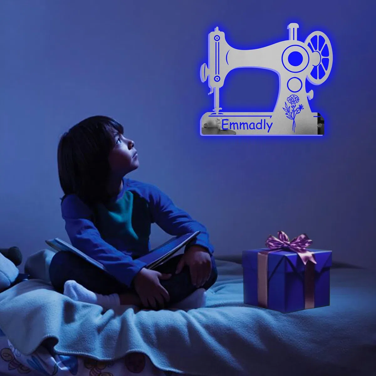 Espejo de máquina de coser con nombre personalizado para mamá, esposa, abuela, familia, personalizable, cumpleaños, flor, mes, máquina de coser montada en la pared, espejo acrílico, letrero