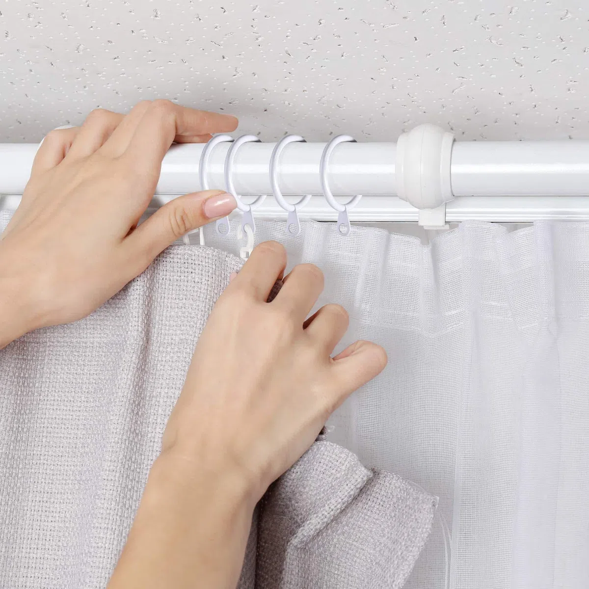 iPEAK 24 anillos de cortina blancos de 38 mm de diámetro interno para cortinas de metal, ganchos grandes para colgar barras de cortina (blanco)