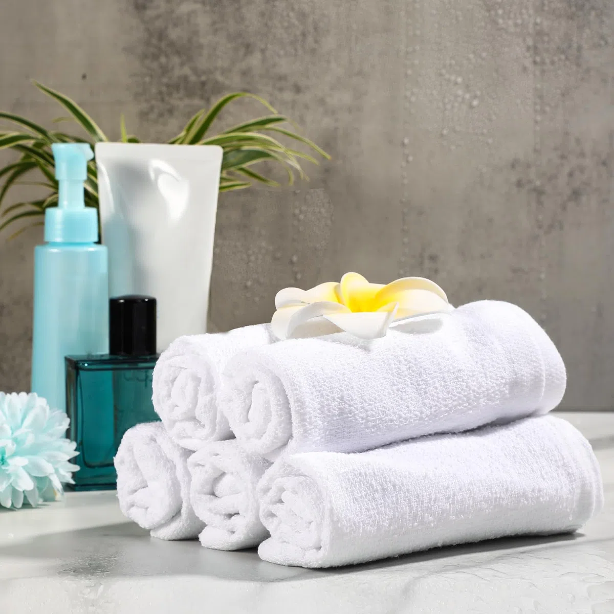 Juego de 60 paños suaves de 12 x 12 pulgadas, algodón blanco, paños absorbentes, trapos de limpieza, toallas multiusos lavables a máquina, toallas de gimnasio para baño, suministros de cocina