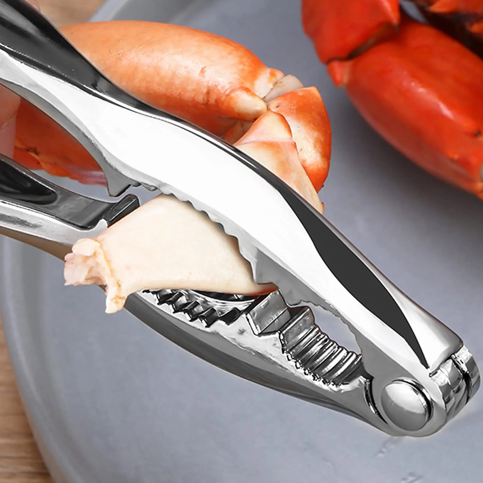 Artcome Juego de 21 herramientas de mariscos – 6 galletas de cangrejo, 6 conchas de langosta, 6 tenedores de cangrejo, 2 tijeras de mariscos y 1 bolsa de almacenamiento