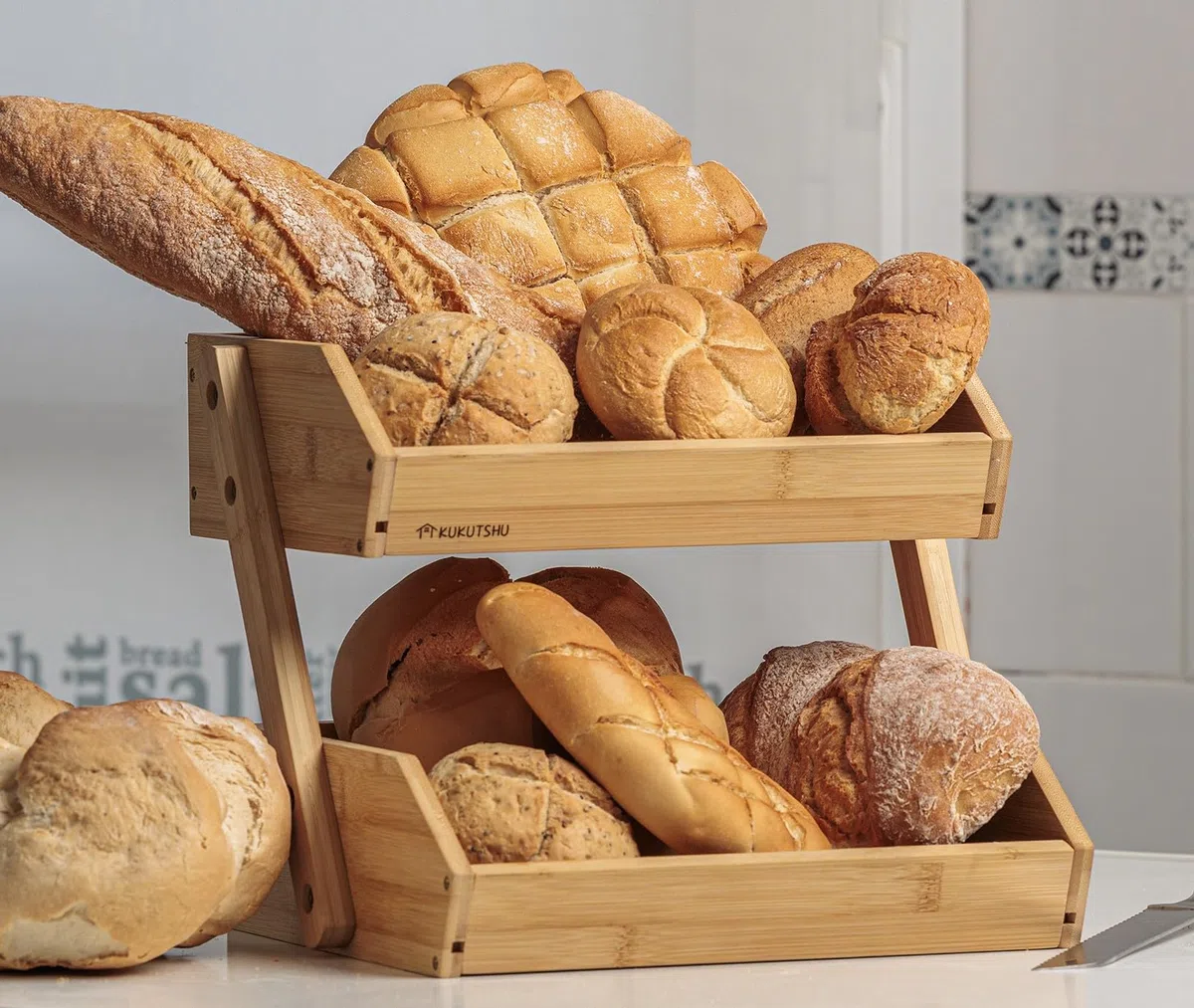 Frutero de Madera de Bambú de 2 Pisos - Organizador de Cocina Moderno - Verdulero y Panera + Corta Pizza de Bambú