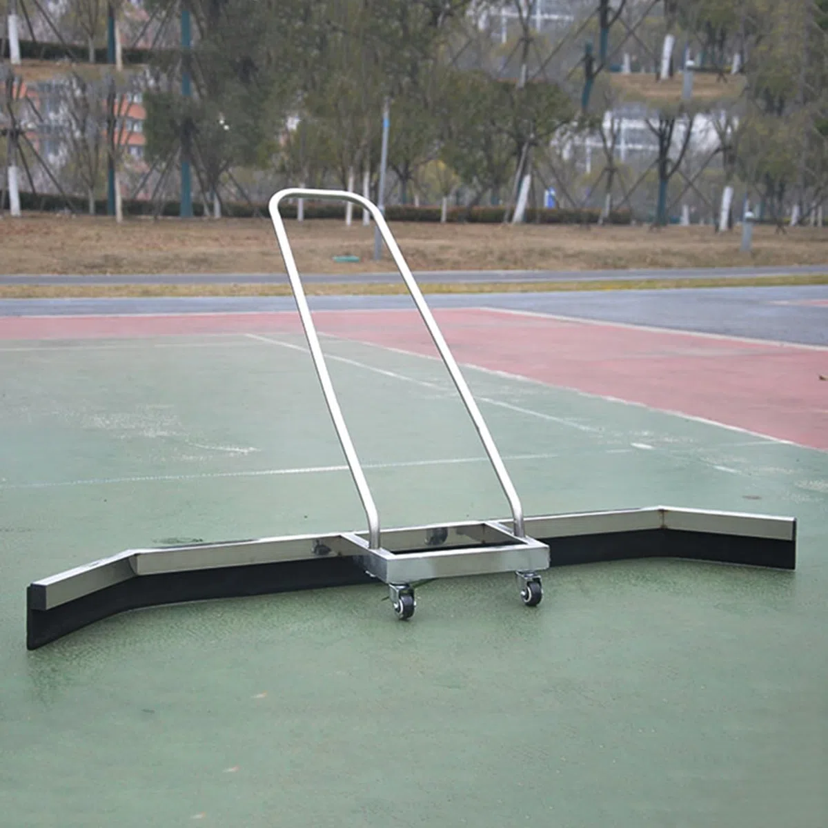 Escobilla de goma resistente para eliminar el agua en superficies deportivas, marco de acero inoxidable con cuchillas de espuma EVA, herramienta de limpieza eficiente para canchas y parques infantiles
