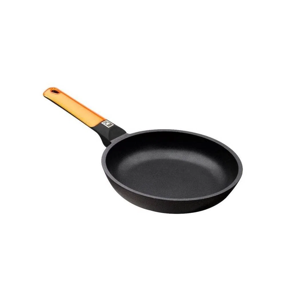 BRA Efficient Orange | Sartén de 20 cm, aluminio fundido con antiadherente Platinum Plus, apta para todo tipo de cocinas incluida inducción
