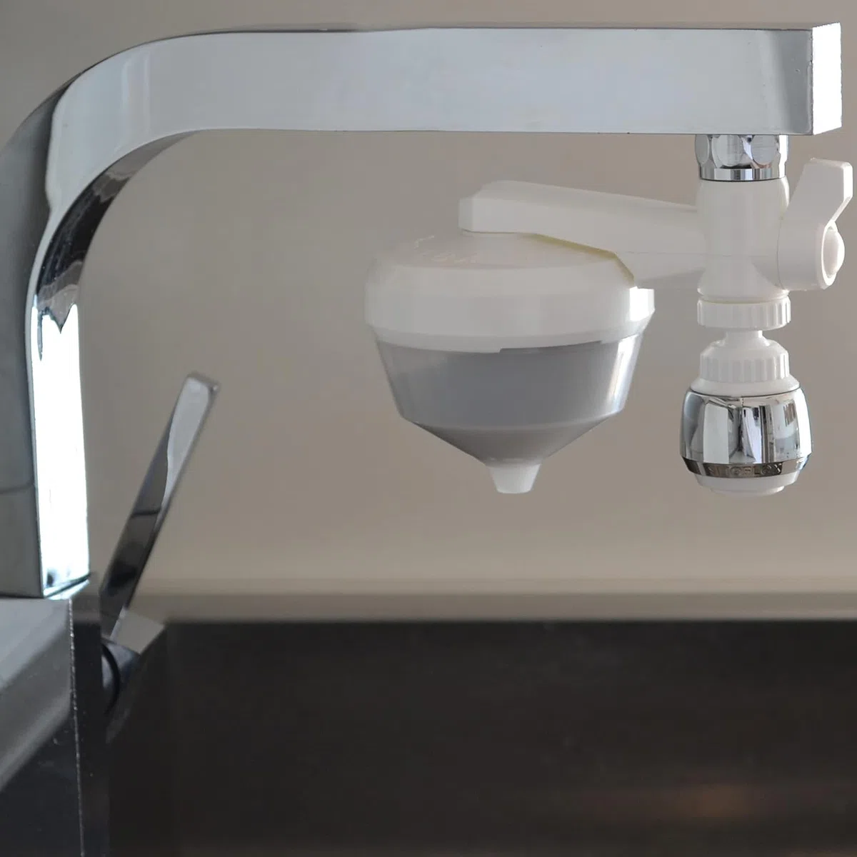 Siroflex 2650/1S Classic UNI 3-A Purificador de agua doméstico con atomizador-aireador con rótula Sirius|Purificador-Filtro de agua para el grifo de la cocina|Eliminación de cloro