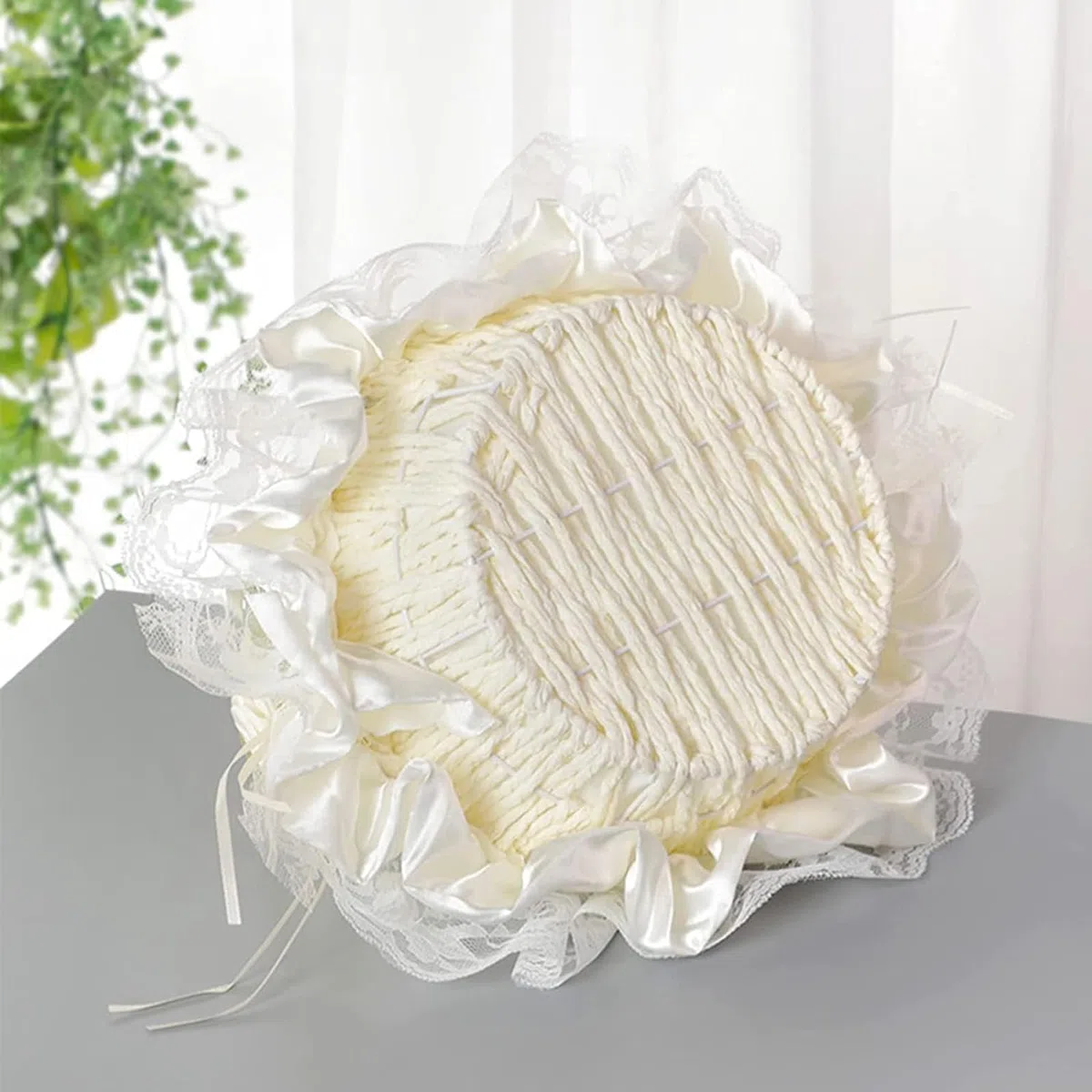 Cesta de Flores, Blanco Cesta de Flores de Encaje con Lazo para Boda de Estilo Europeo Cestitas Regalos Vacias Decoracion Cestas, para Decoración de Boda, Ceremonia de Fiesta （Blanco Roto）