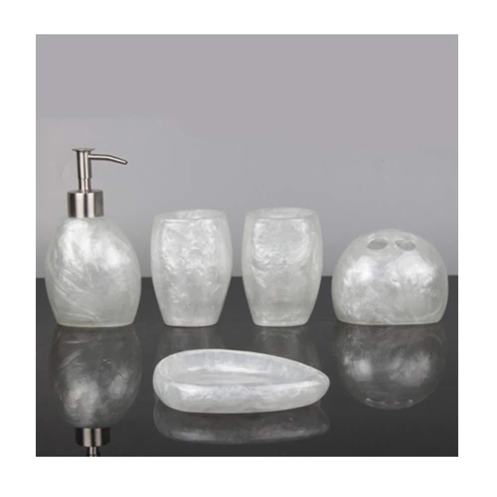 Estilo Moderno Juego de Accesorios de Baño de Resina Conjunto de Baño con Porta Cepillo de Dientes, 2 Tazas, Dispensador de Jabón Líquido, Jabonera, Blancanieves Perla,Without Tray