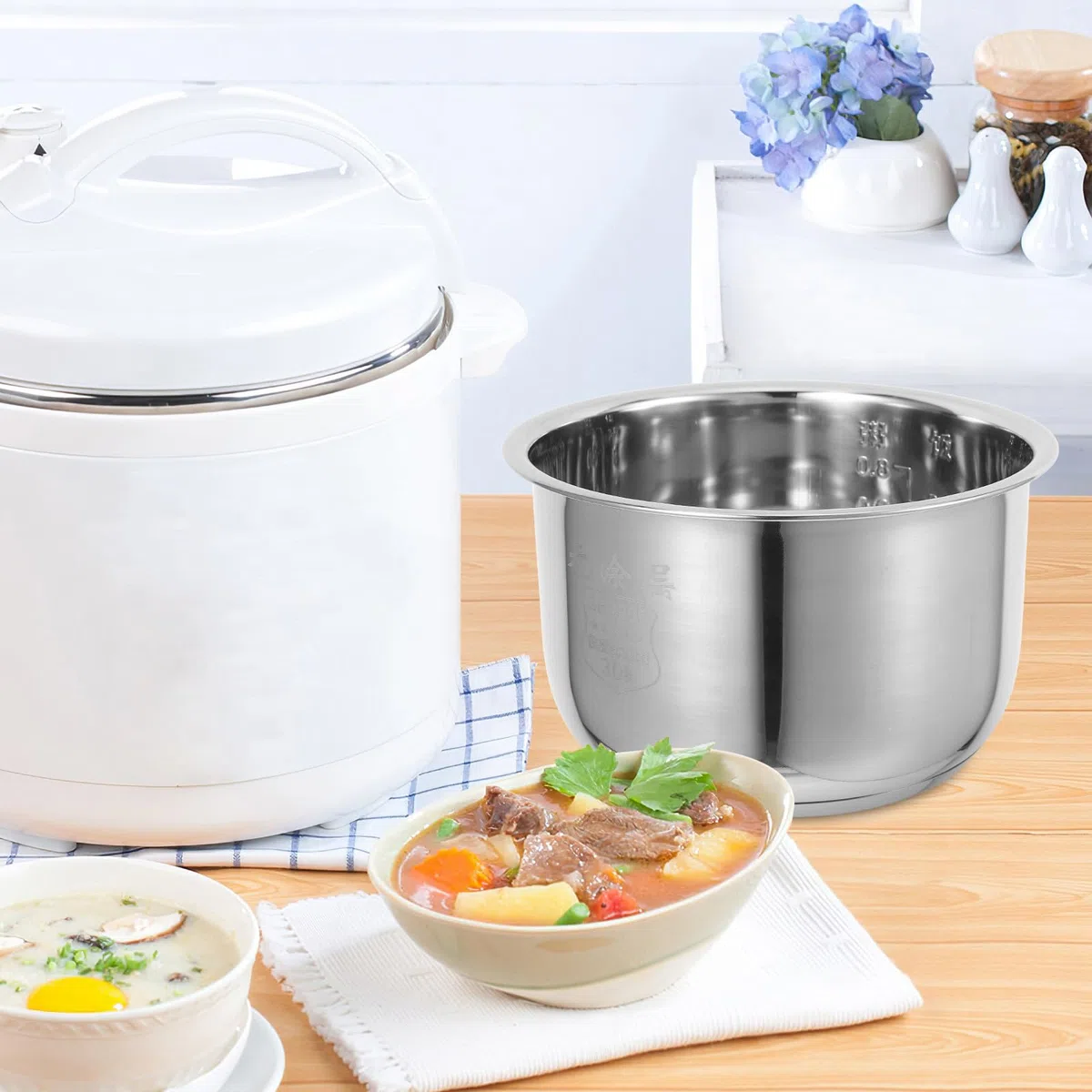 CLISPEED Olla arrocera interior de repuesto de acero inoxidable de 1,6 l de capacidad, fácil de limpiar, distribución eficiente del calor, accesorio de cocina plateado para olla arrocera eléctrica