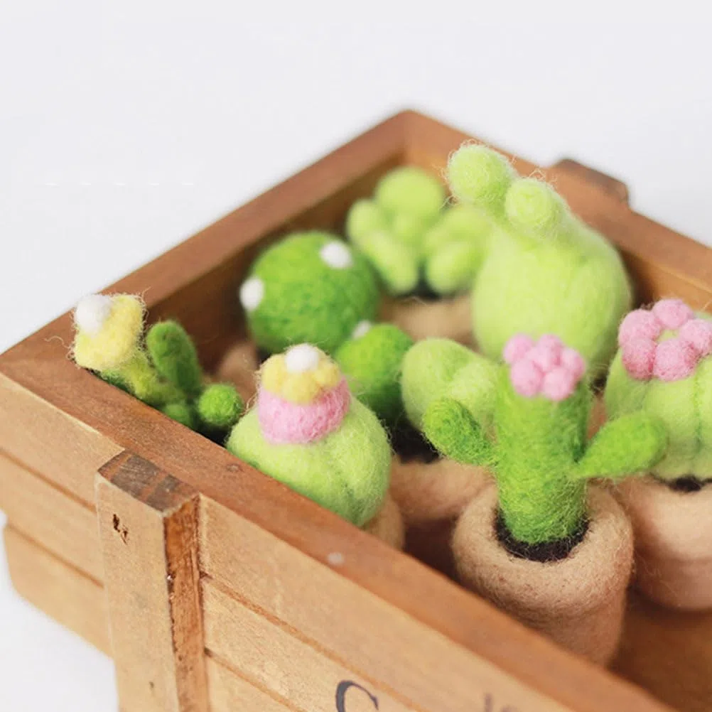 LALAFINA Kit De Fieltro De Aguja Para Manualidades Cactus Mini Decoraciones De Lana Para Hogar Y Niños Materiales De Inicio Diy Para Bricolaje Creativo