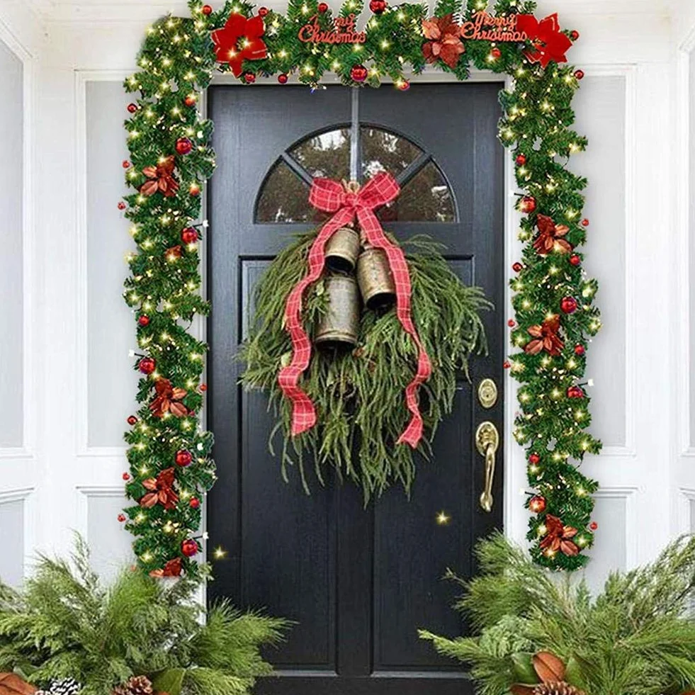 Queta - Guirnalda de árbol para decoración de Navidad, Guirnalda con Bolas de Corona de Flores, Bola con luz LED para Puerta de Entrada, 270 cm (Rojo)