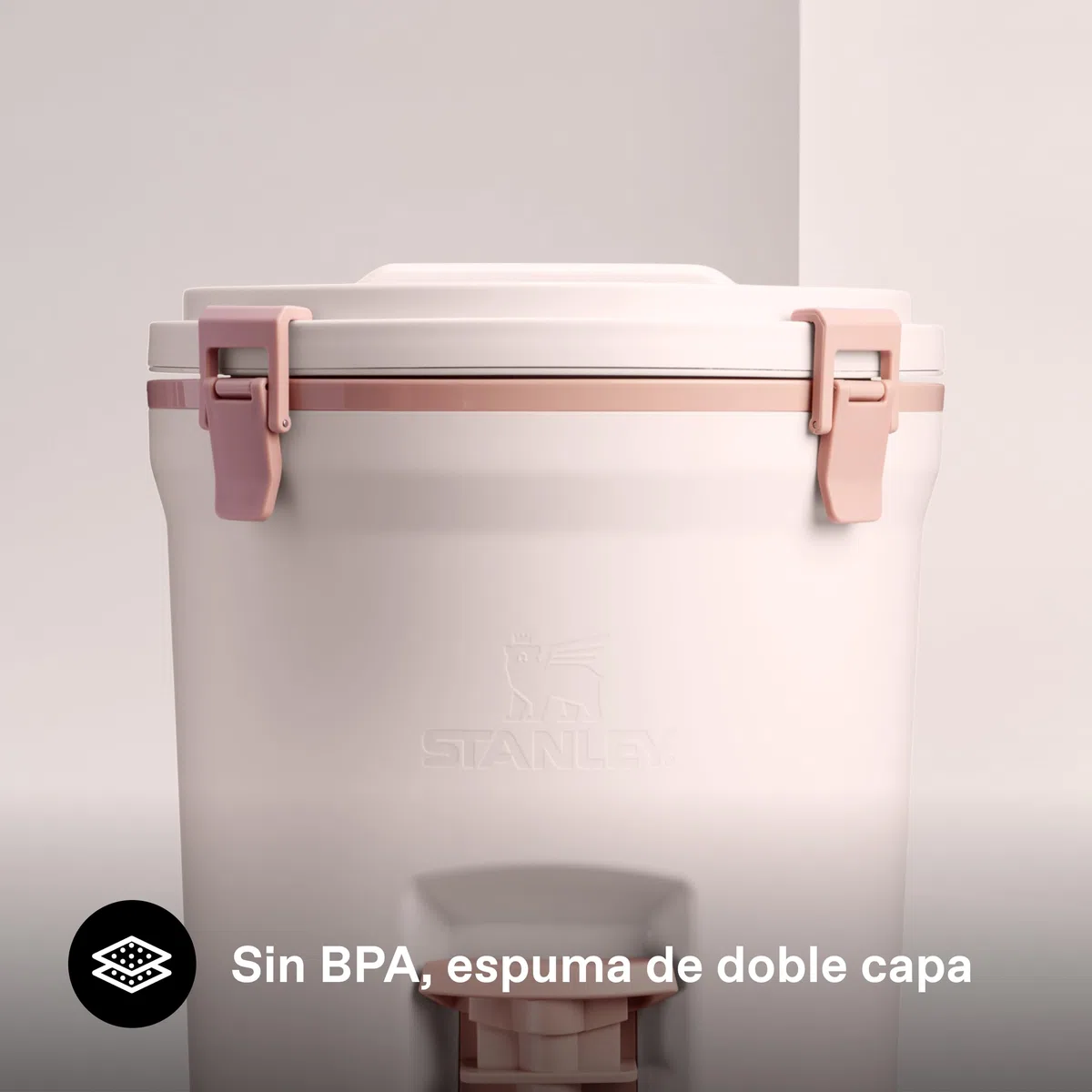 Stanley 1913 Jarra de Agua Fast-Flow 7,5L - Mantiene 13 Horas Frío - Hielo hasta 2 Días - Sin BPA - Antigoteo - Doble Pared con Aislante - Jarra con Cierres y Asa Resistentes
