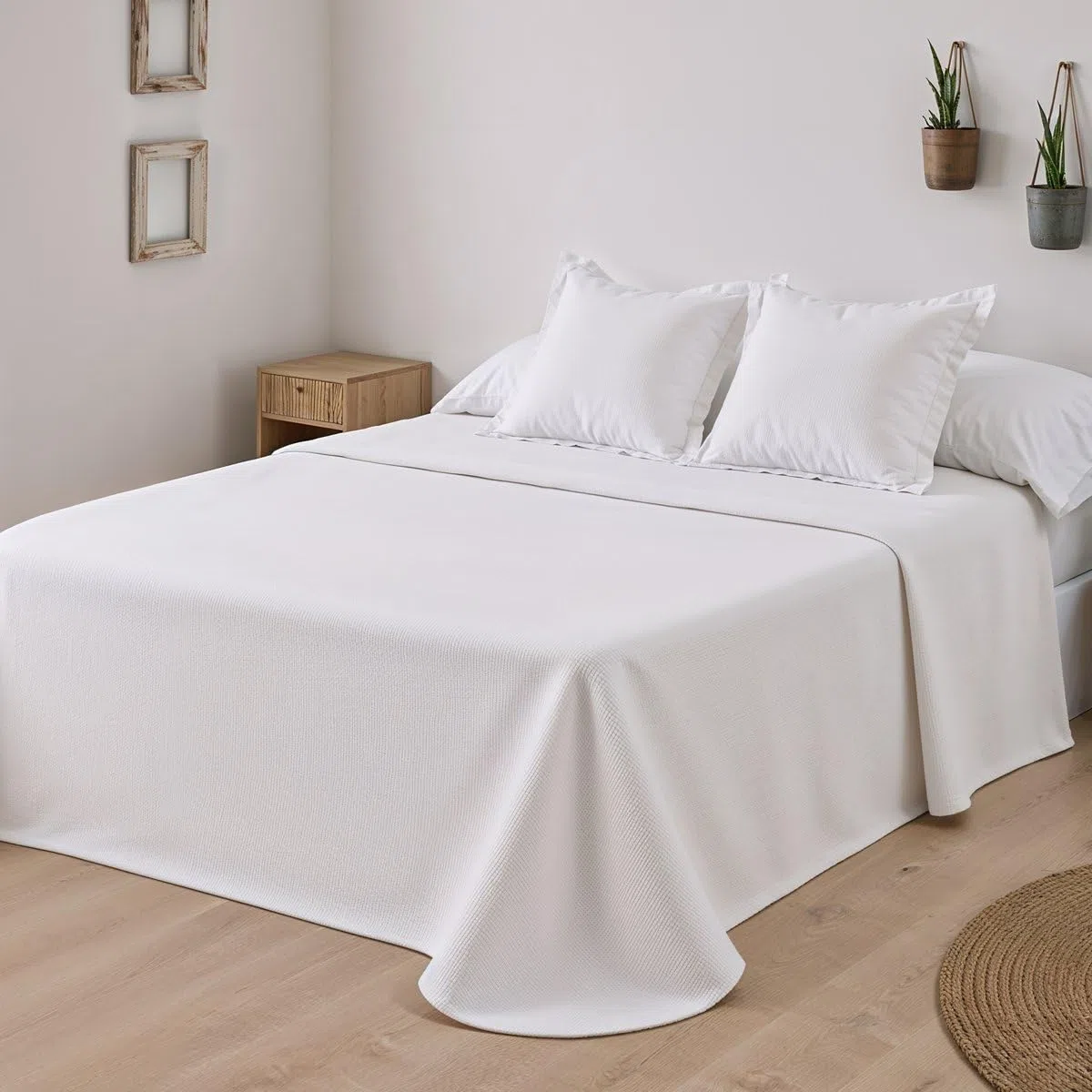 BOHEME | Colcha Reversible de Microfibra Blanca para Cama de 150 | + 2 Fundas de Cojín | 250x270 cm | Ligera y Transpirable | Ideal para Entretiempo