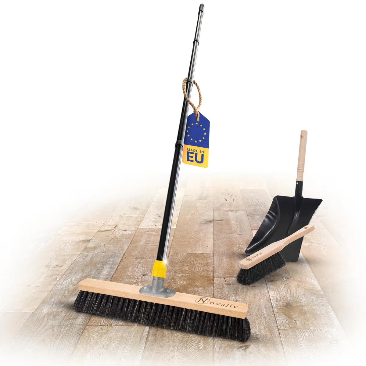 Novaliv Escoba con mango de 50 cm, mezcla de pelo, incluye recogedor negro compuesto de recogedor y cepillo de mano, escoba fina, ideal como escoba de taller, escoba industrial con mango