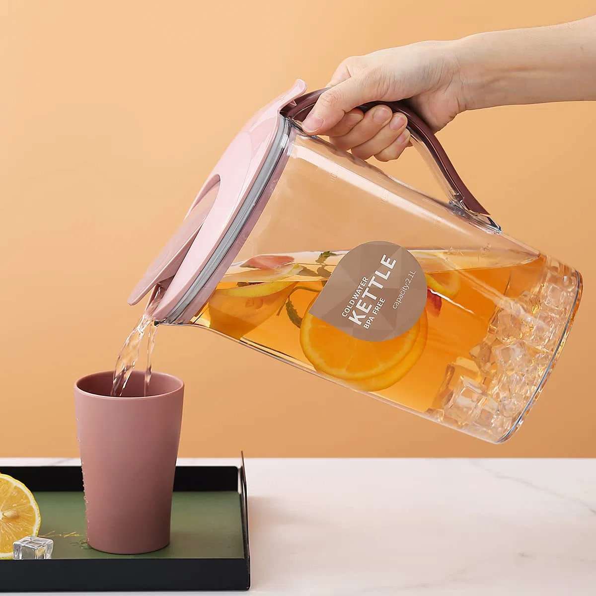 Berglander Jarra de agua de la puerta del refrigerador con tapa 2.1L perfecta para hacer té, jugo y bebida fría, jarra de fibra de vidrio clara libre de BPA