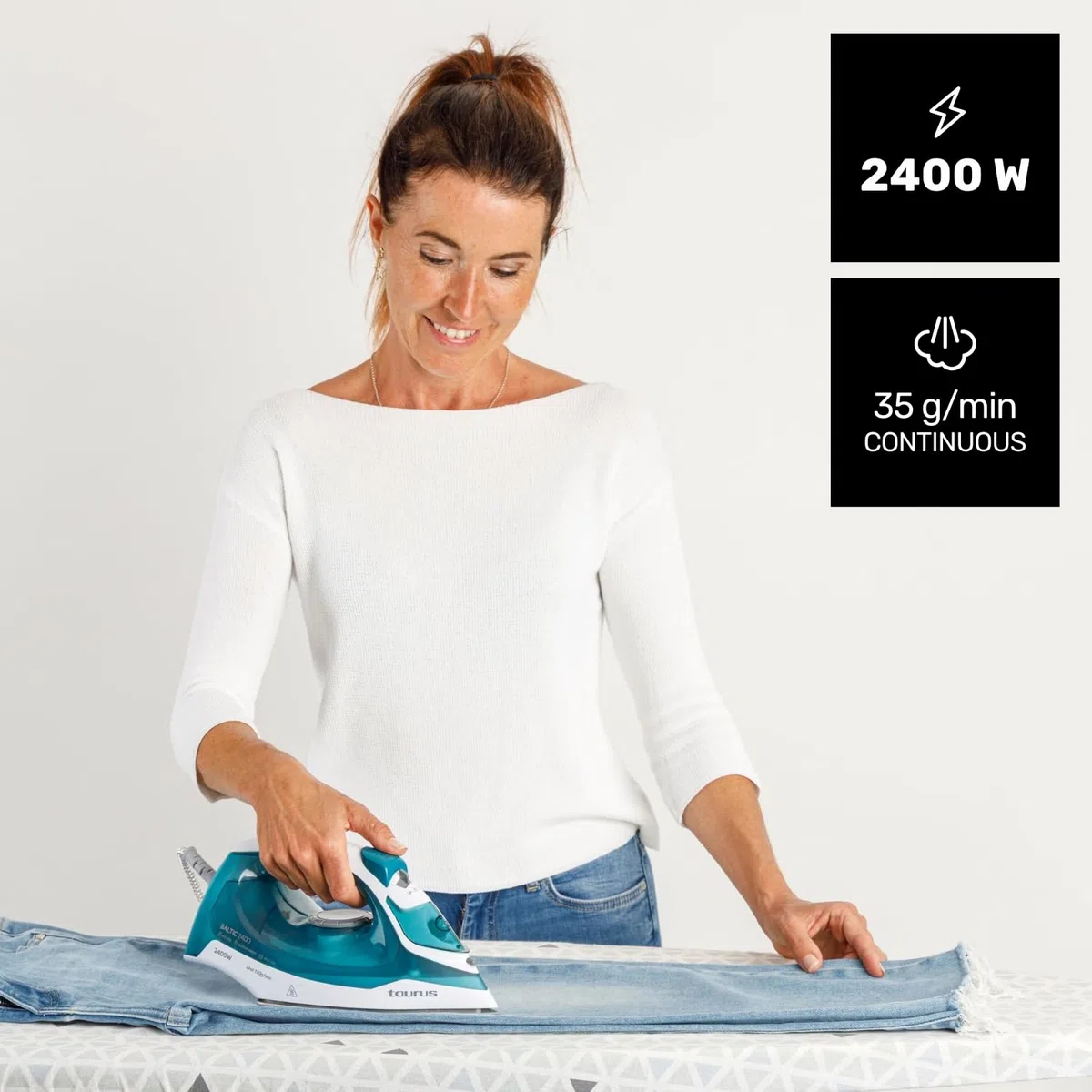 Taurus – Plancha de Vapor Baltic, 2400W, Golpe Vapor 130 g/min, Vapor Continuo, Planchado Vertical, Regulador Temperatura, Antical, Antigoteo, Autolimpieza, Suela Teflón, Depósito 250ml, Azul y Blanco