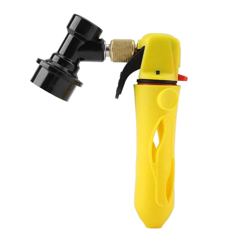Cargadores de CO2 de barril, cargador de Co2 de plástico de grado alimenticio para Cornelius Corny Keg Homebrew Keg Inyector de CO2 Dispensador de cerveza de barril con bloqueo de bola(Amarillo)