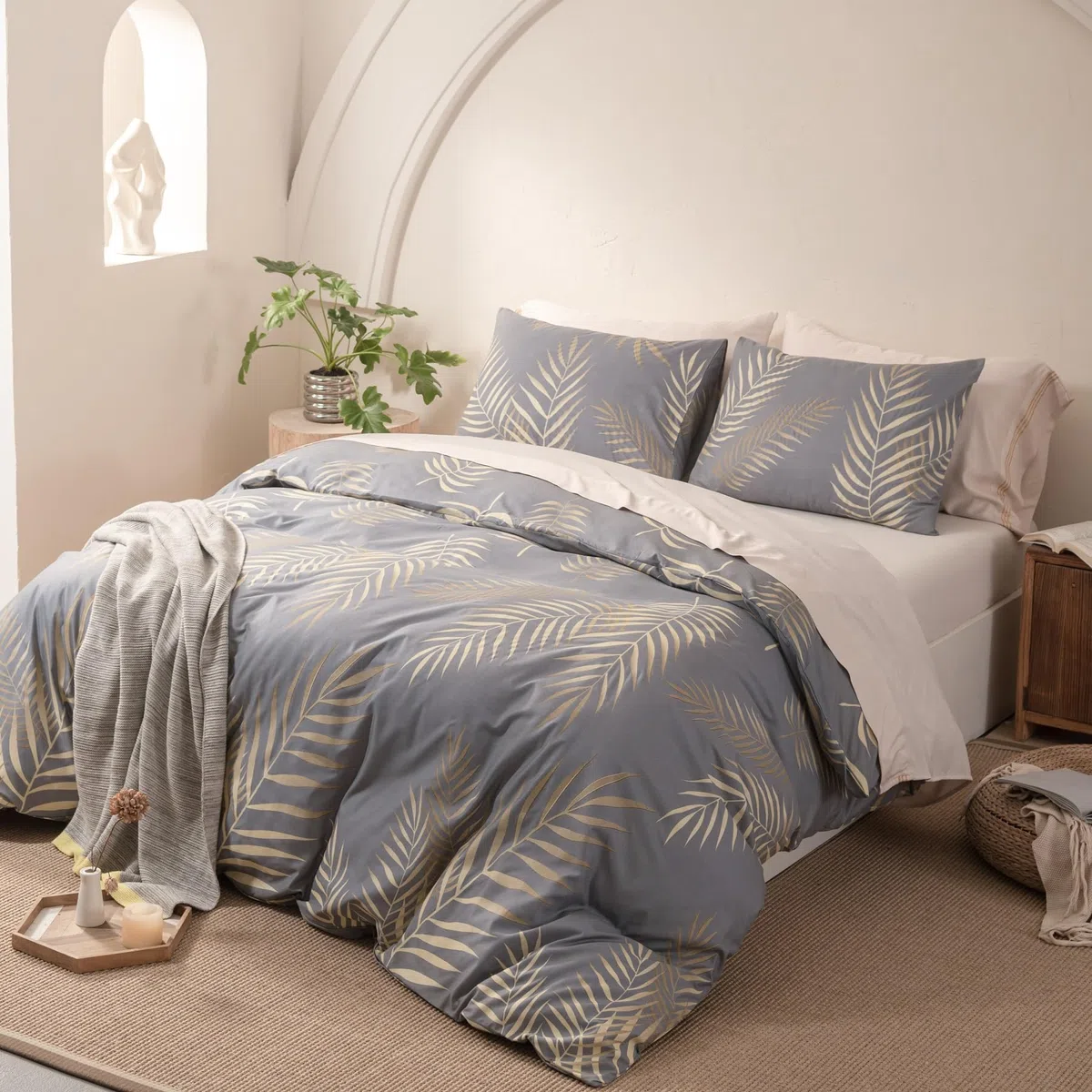 Funda nórdica de 240 x 260 cm, hojas de palmera tropicales con motivo dorado gris, juego de ropa de cama de microfibra suave para 2 personas adultas con cremallera y fundas de almohada de 65 x