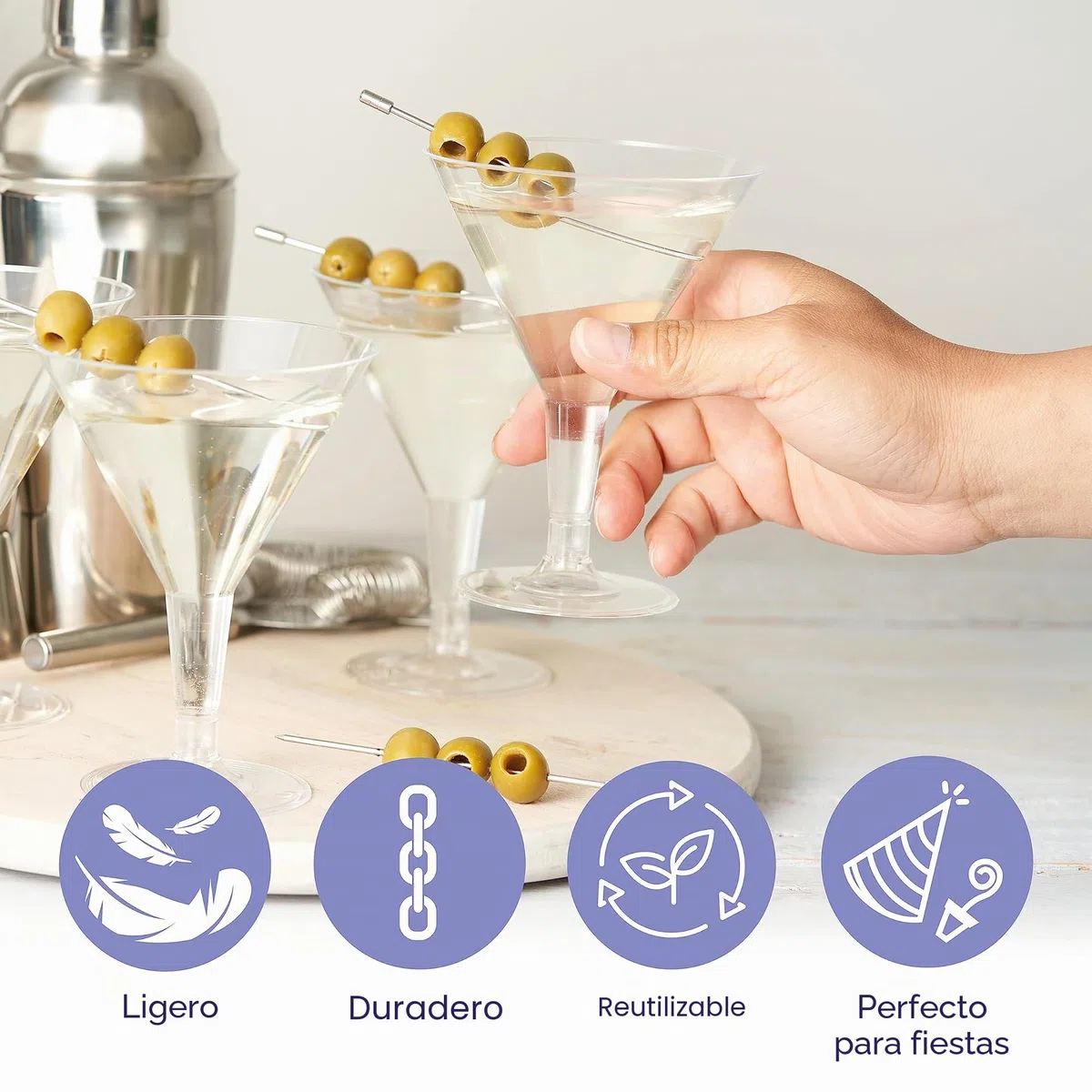 MATANA 48 Copas de Martini de Plástico, Copas de Coctel, 210ml - Vasos de Plástico Reutilizables y Elegantes para Cócteles y Postres - Cumpleaños, Bodas, Fiestas